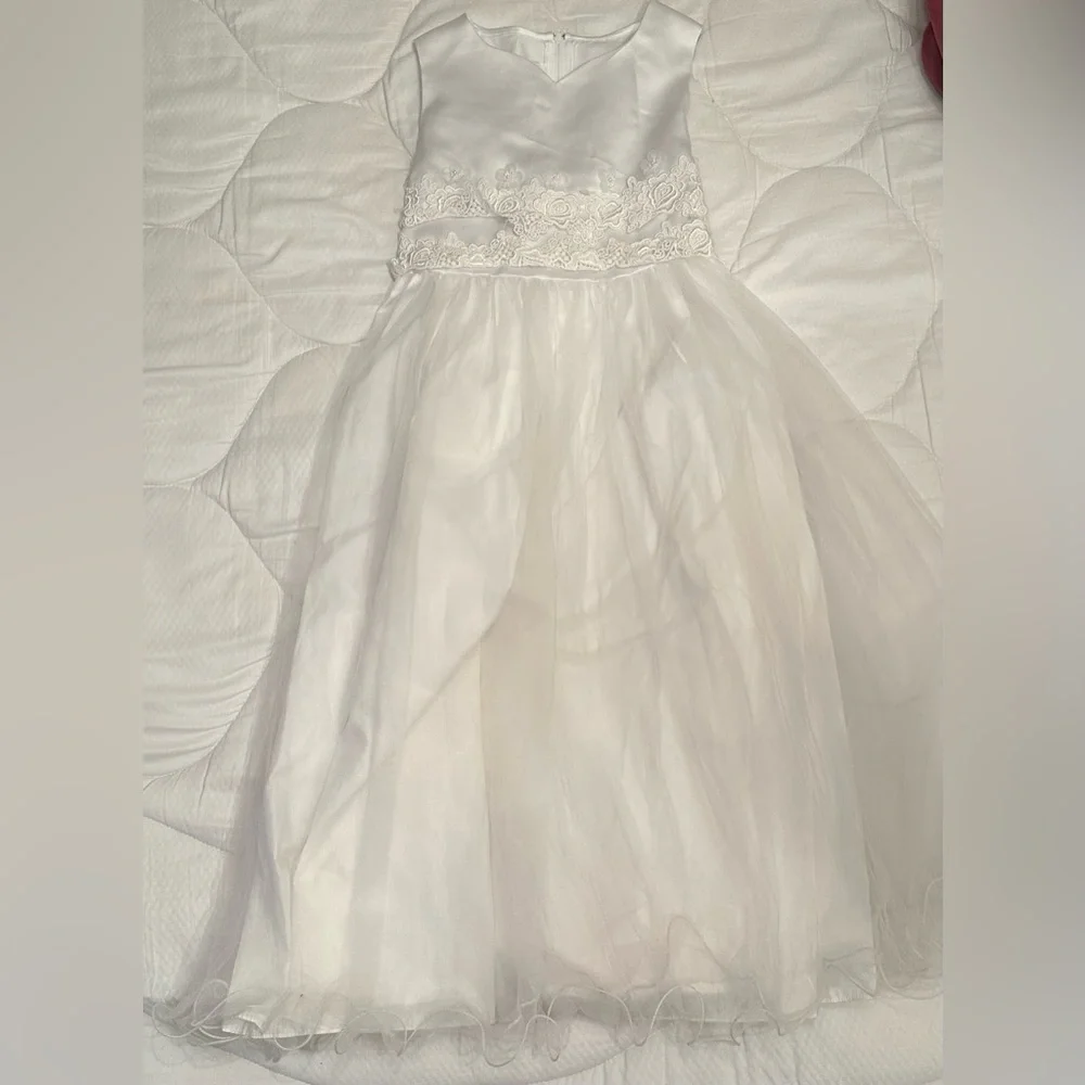 Bonnie Jean Ivory Lace Flower Girl Dress - Picture 1 of 4